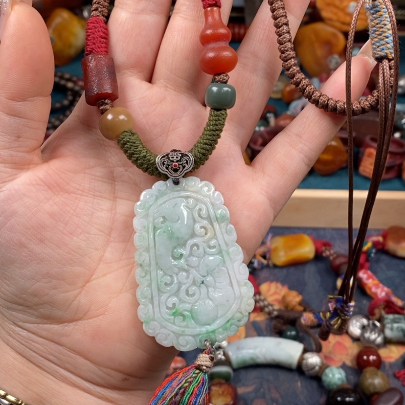 【闪购商品】翡翠颈饰未镶嵌项链