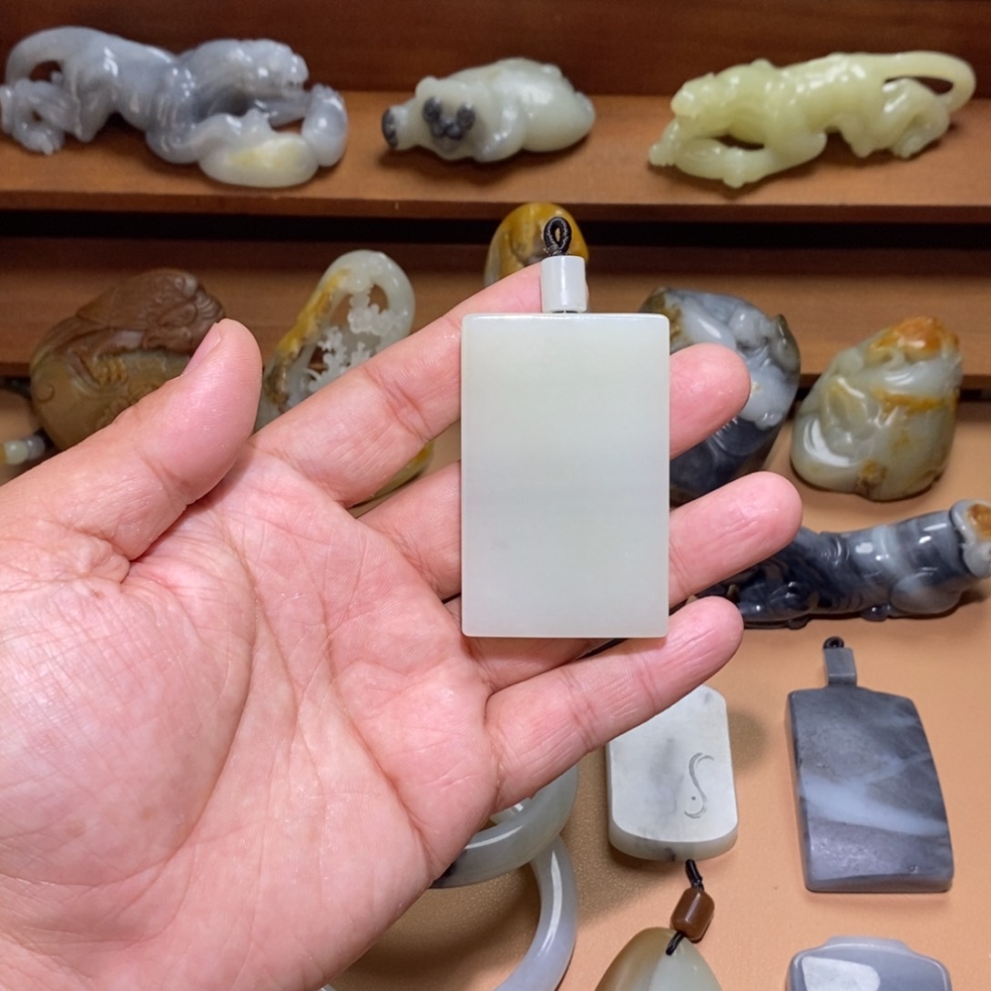 未镶嵌和田玉挂件