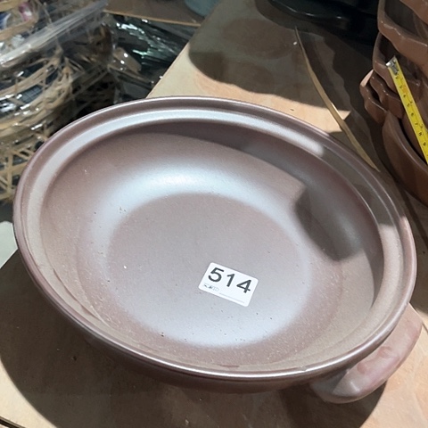 微瑕，明火，口径约28.5，高度7变形，514