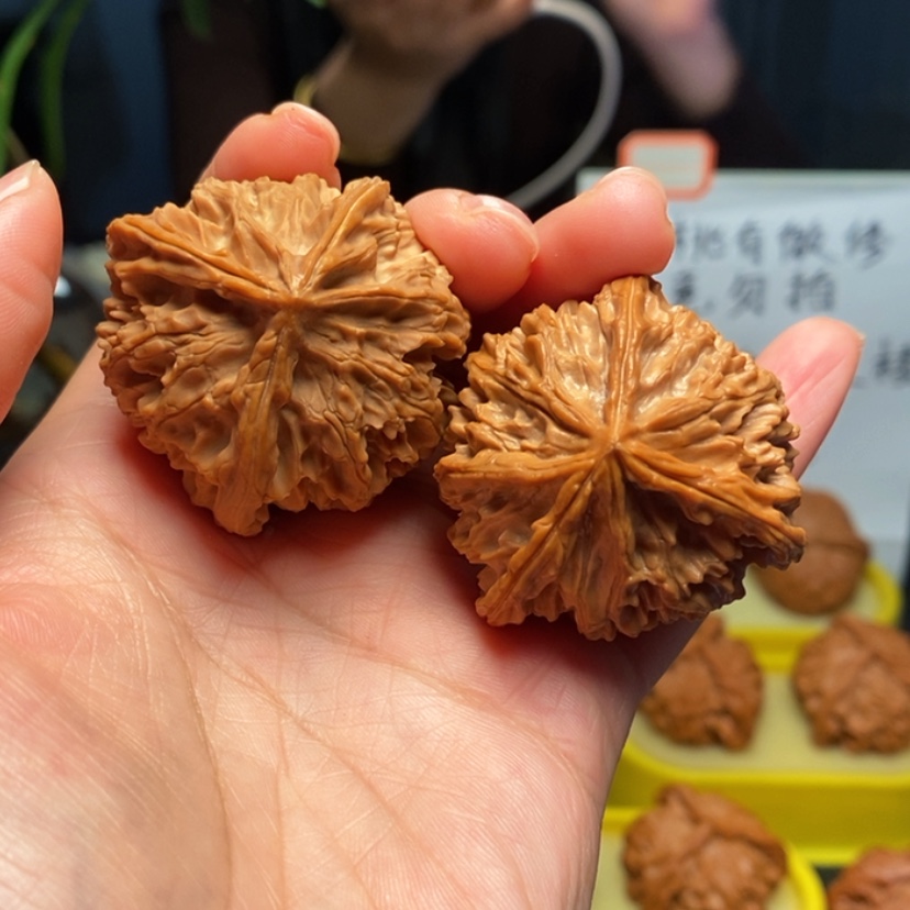 【闪购商品】把件桃核X****o3号三棱