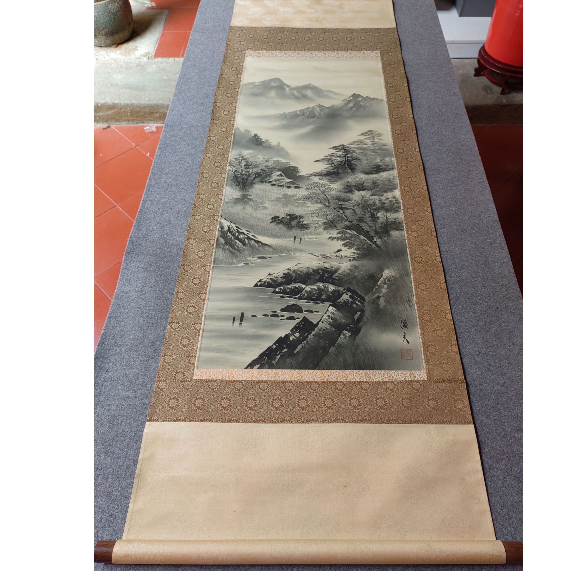 俊夫海夫创作山水雾绕河川行舟人家古典水墨艺术珍藏精品