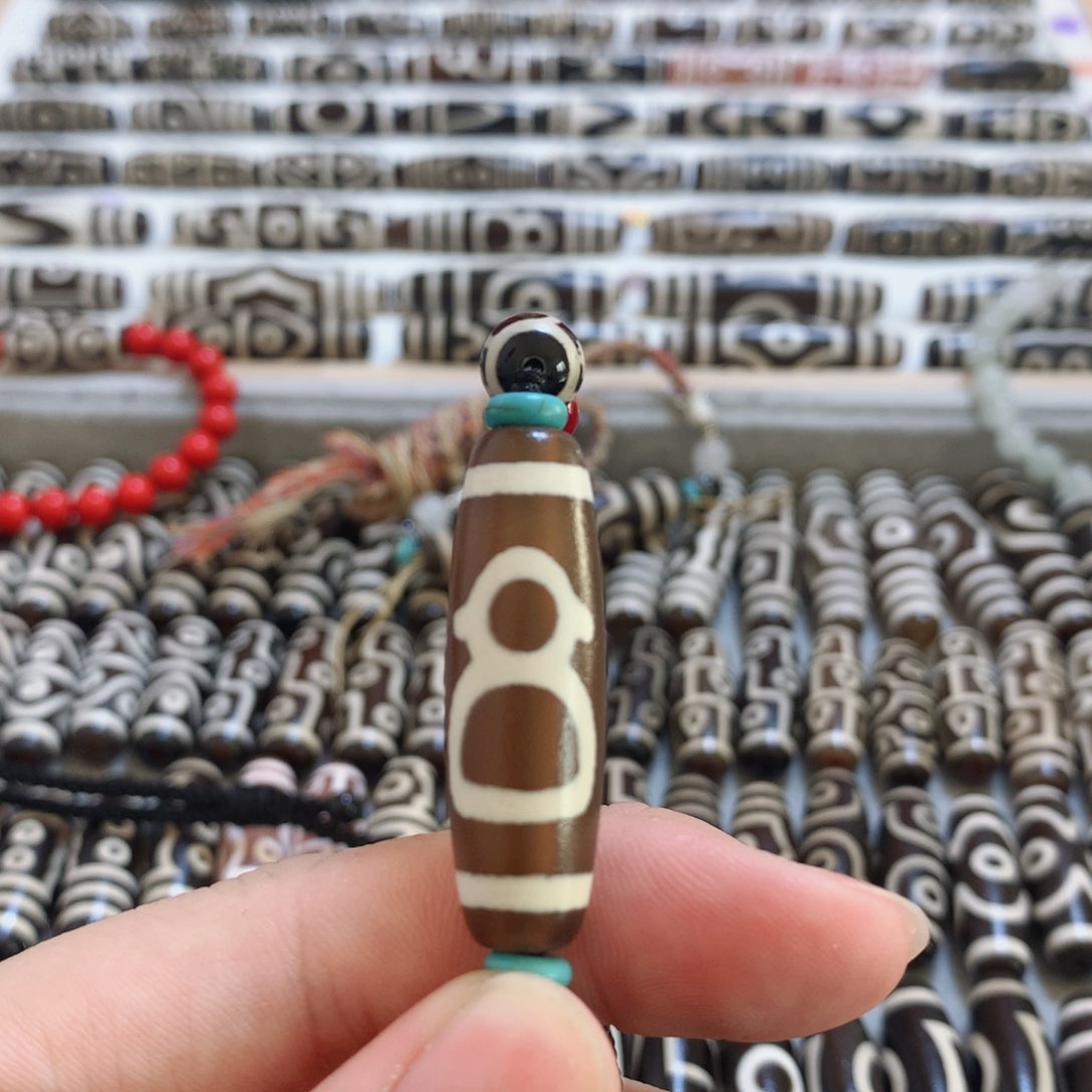 未镶嵌颈饰玛瑙/玉髓多**后