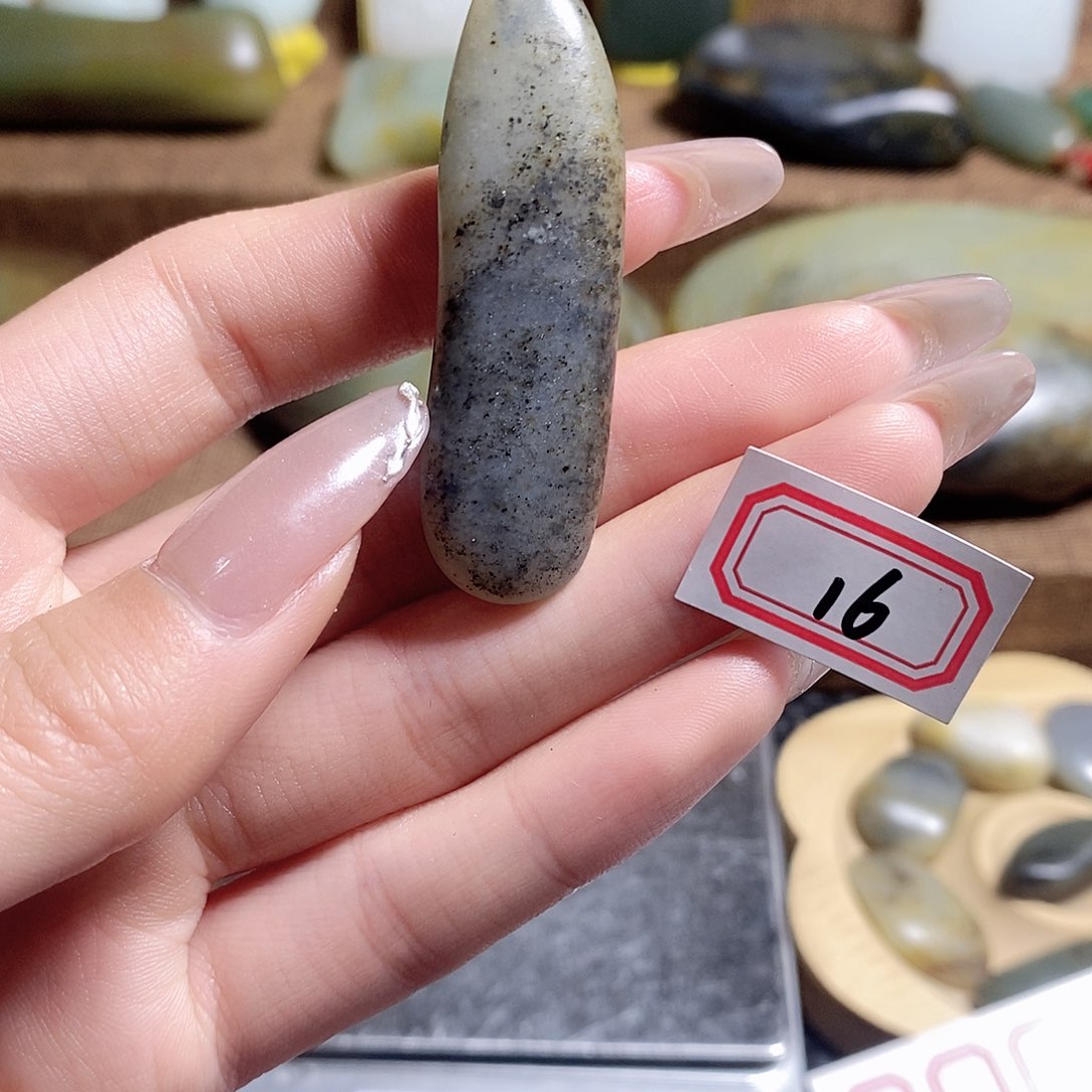 未镶嵌和田玉挂件16