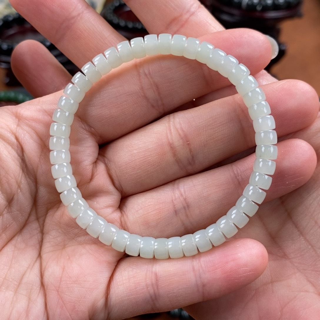 未镶嵌手链和田玉