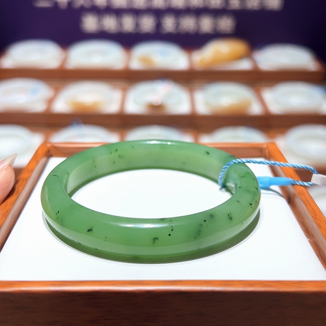 和田玉手镯55/56未镶嵌