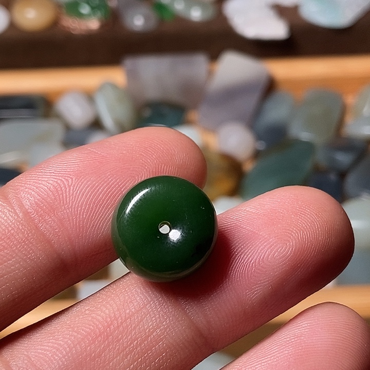 和田玉（糖玉）未镶嵌挂件