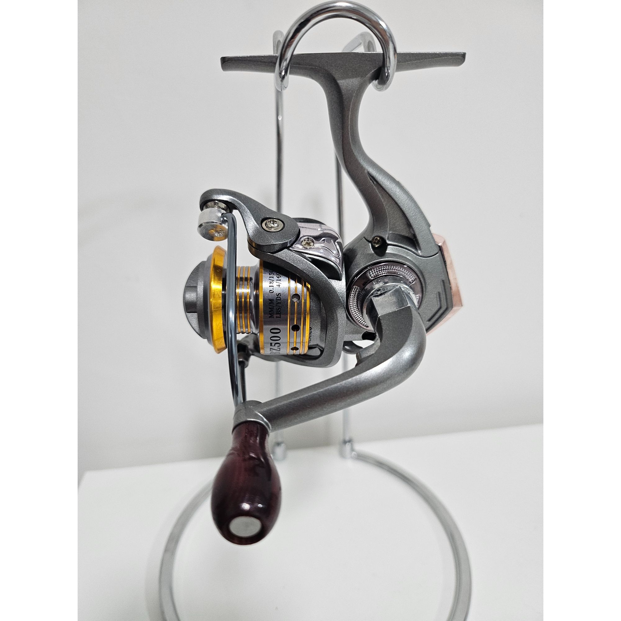 纺车轮微物马口白条掌中宝