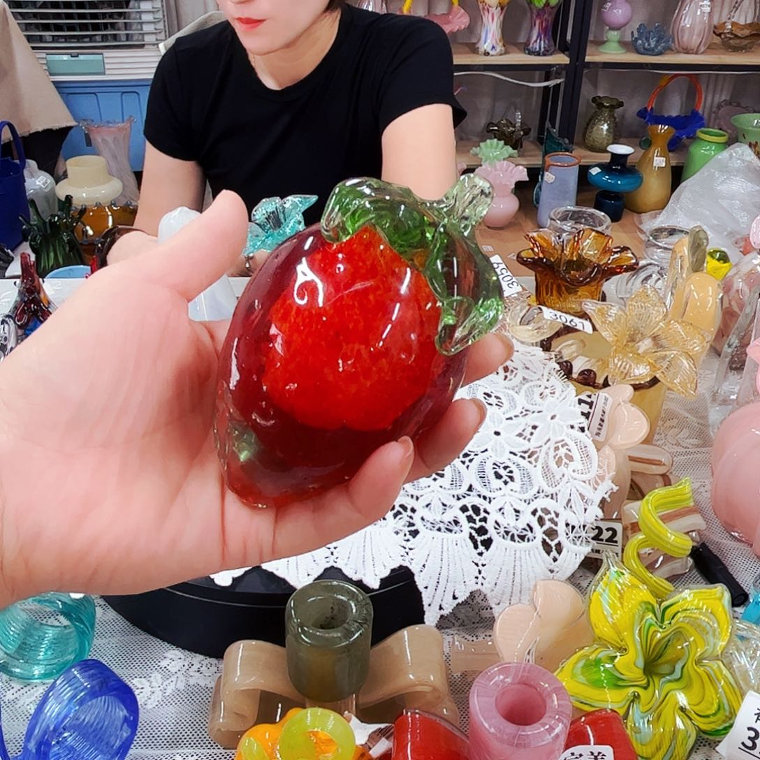 草莓 家悦琉璃工艺品