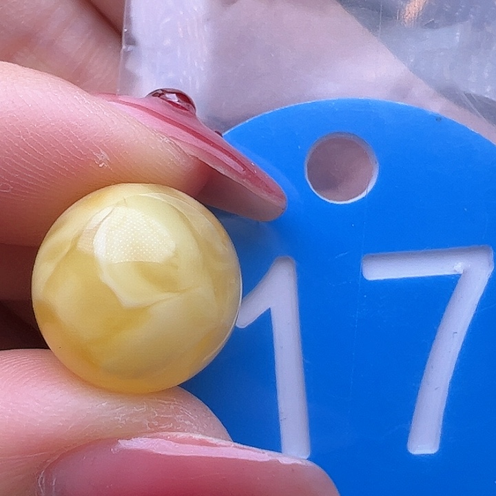 蜜蜡裸石未镶嵌13.5mm 圆珠