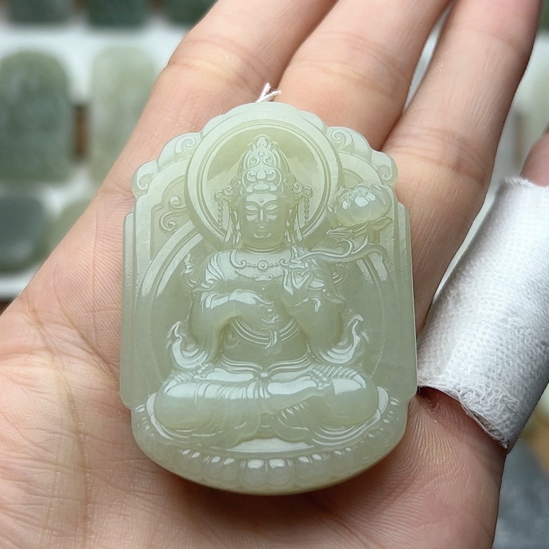 和田玉未镶嵌颈饰