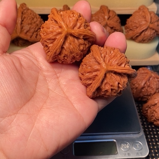 刘***袋文玩核桃吊坠核桃