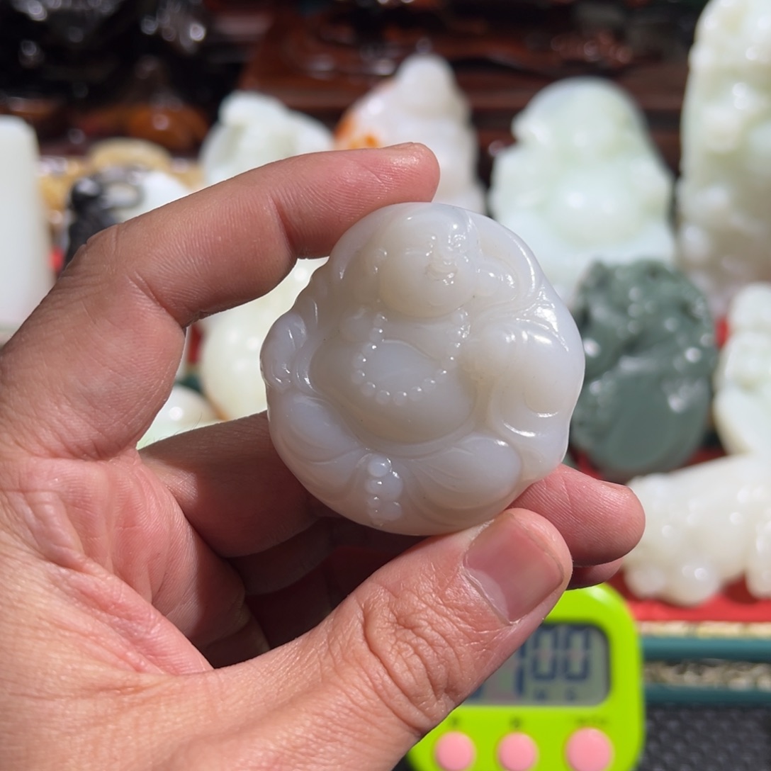 志***成和田玉未镶嵌挂件