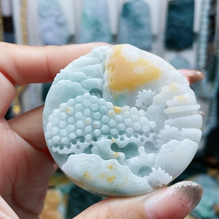 翡翠未镶嵌颈饰翡翠