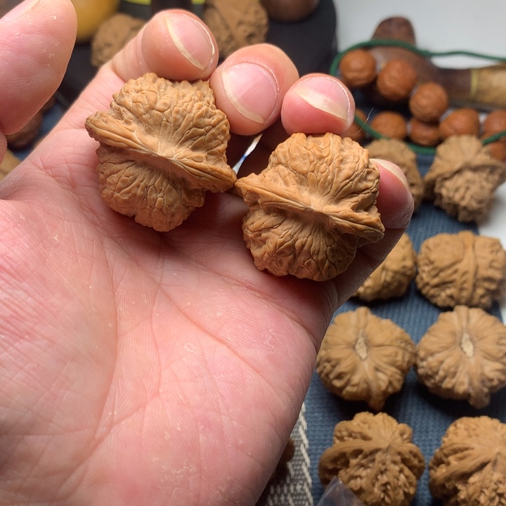 张***四核桃手串/手链38全品血麒麟