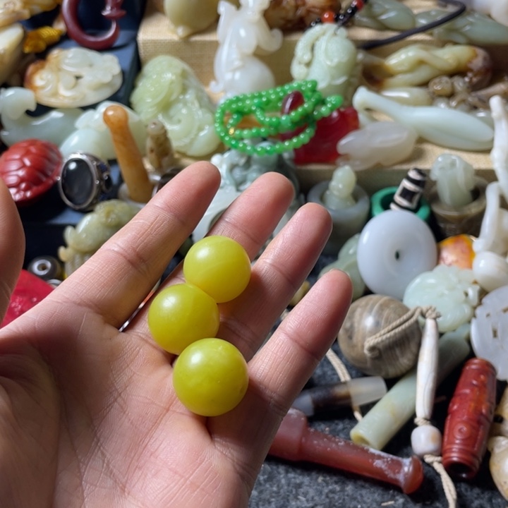 和田玉未镶嵌吊坠(不含链)