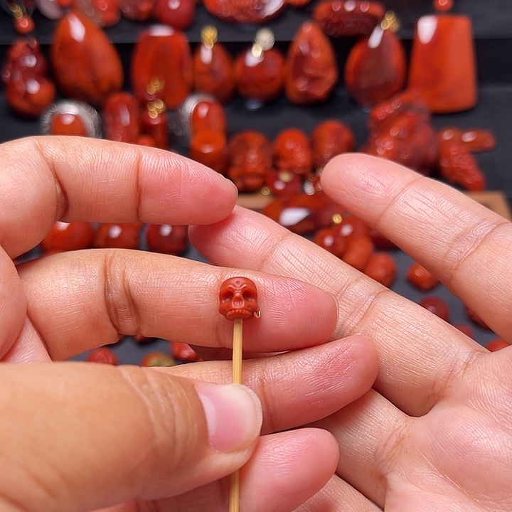 南红玛瑙未镶嵌配饰精工骷髅配饰7.9mm