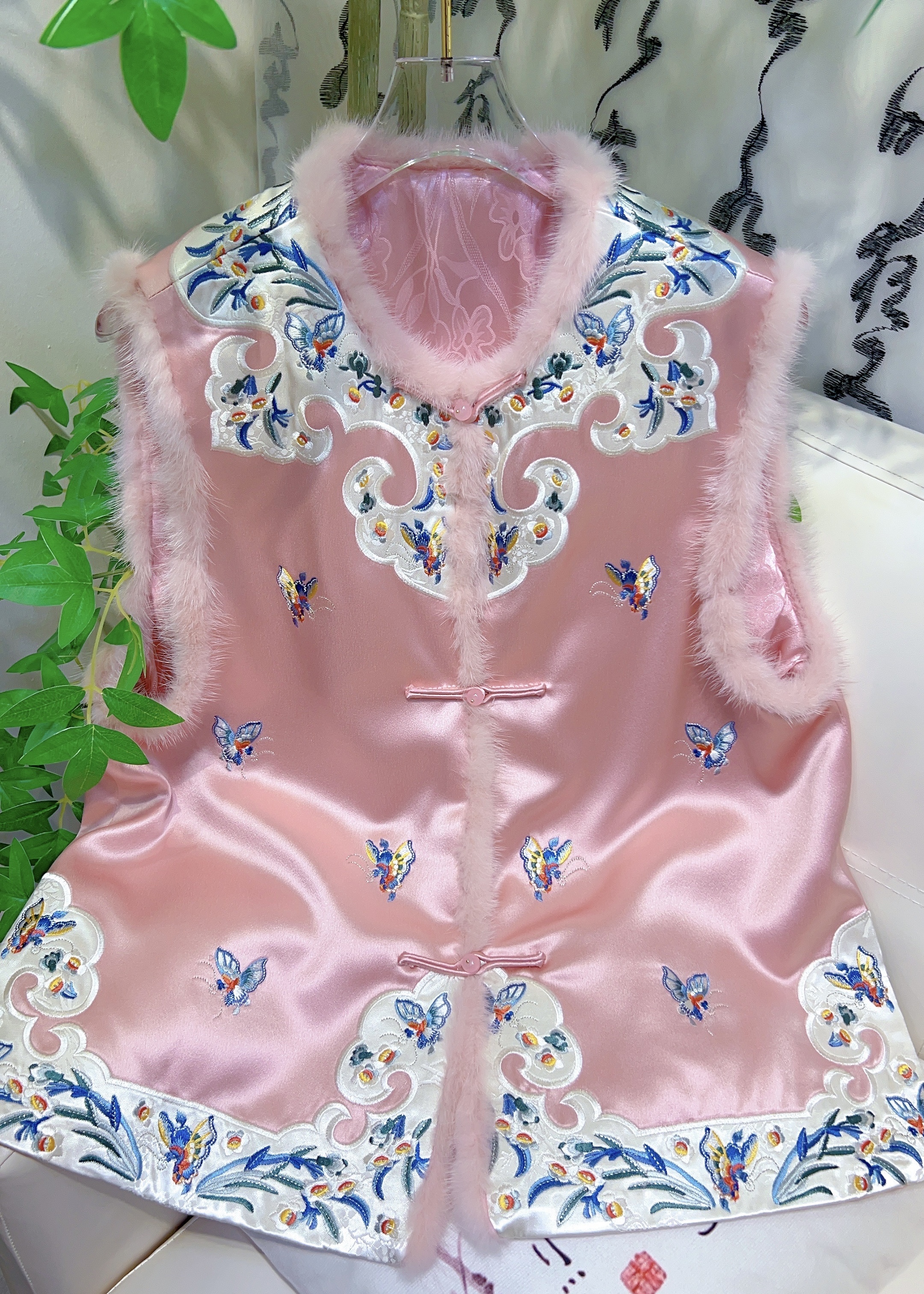 【丹妮甄选】-新中式秋冬国潮万事如意醋酸重工刺绣百搭马甲98