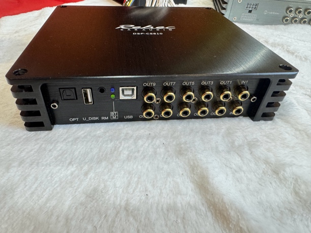 雷贝琴CS810DSP功放