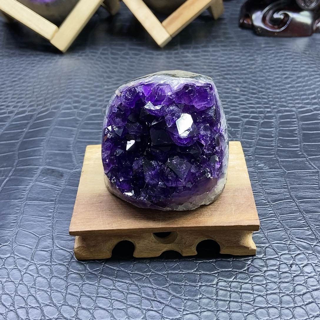 【闪购商品】未镶嵌紫晶大型摆件（非配饰）