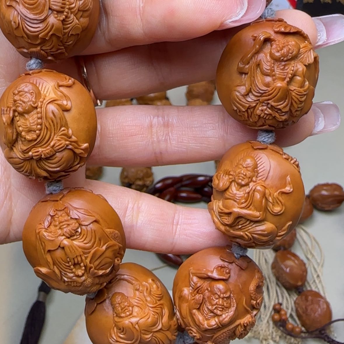 【闪购商品】橄榄核手串/手链檀**寂纯手工雕刻十八罗汉
