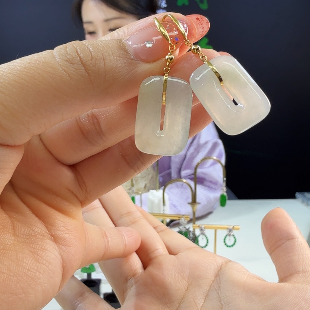 翡翠耳饰18K金镶嵌18k镶嵌