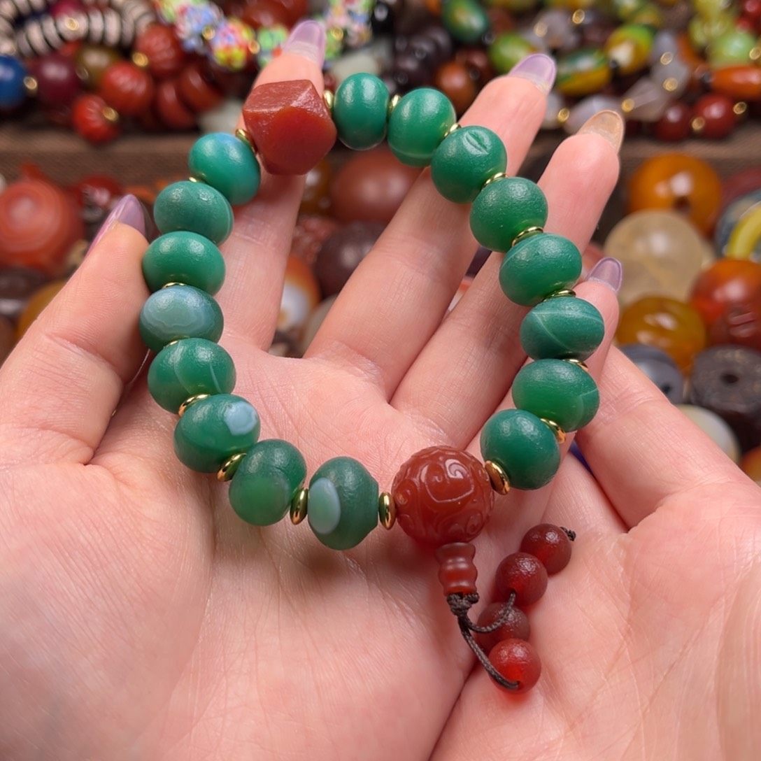 玛瑙/玉髓未镶嵌颈饰