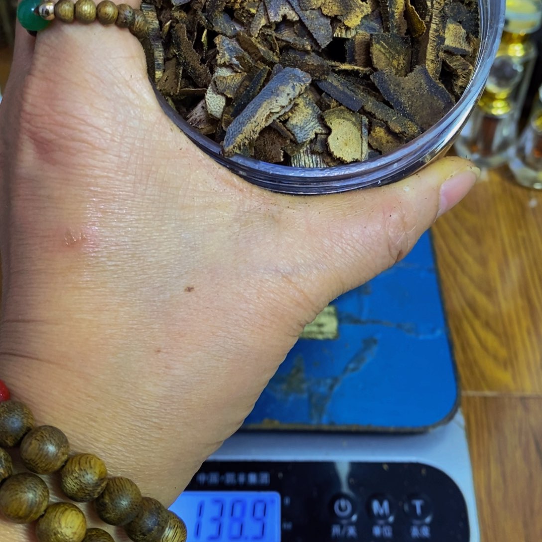 平***衡沉香碎屑沉香虎紫棋300克