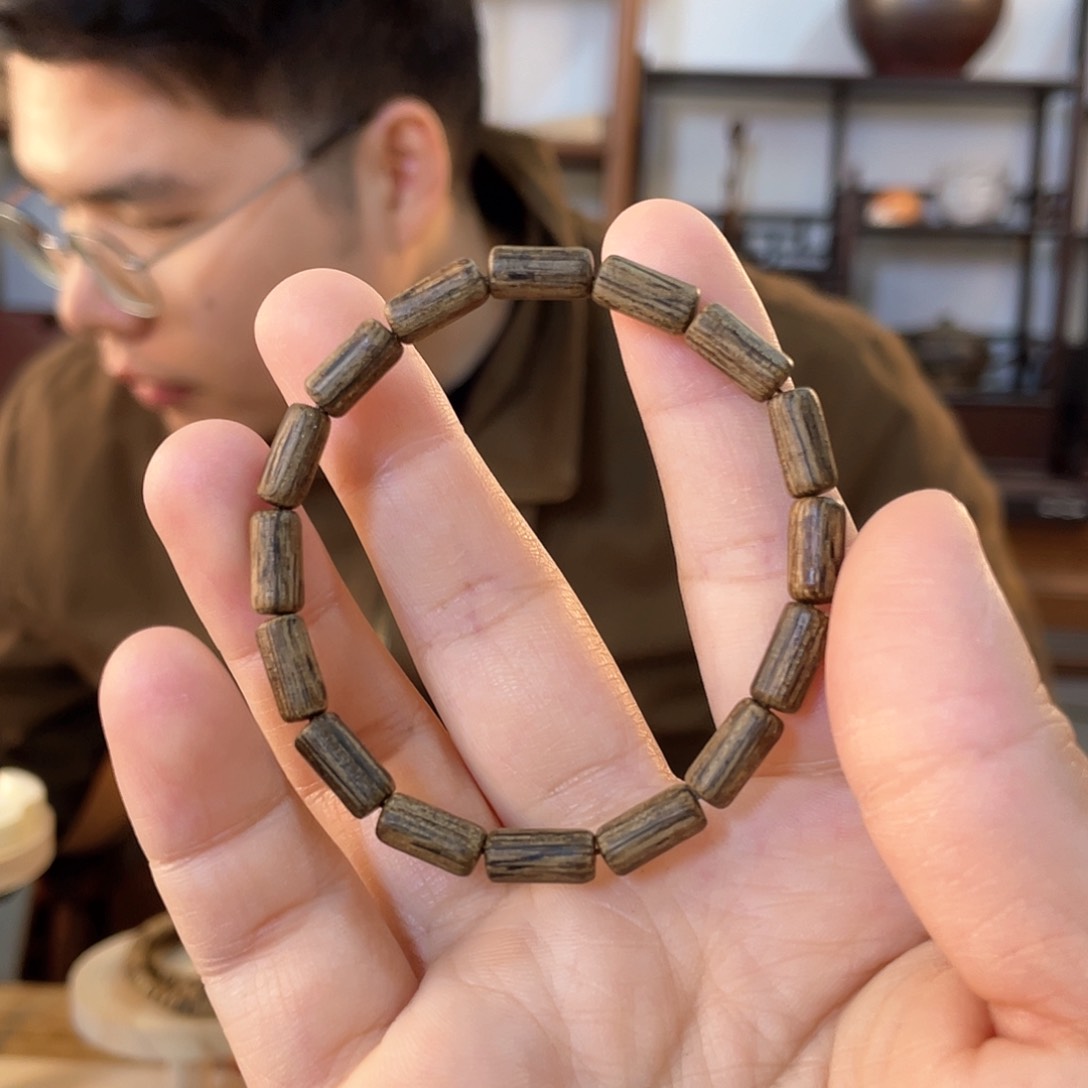 沉香手串文莱5mm✖️10mm,2.76g