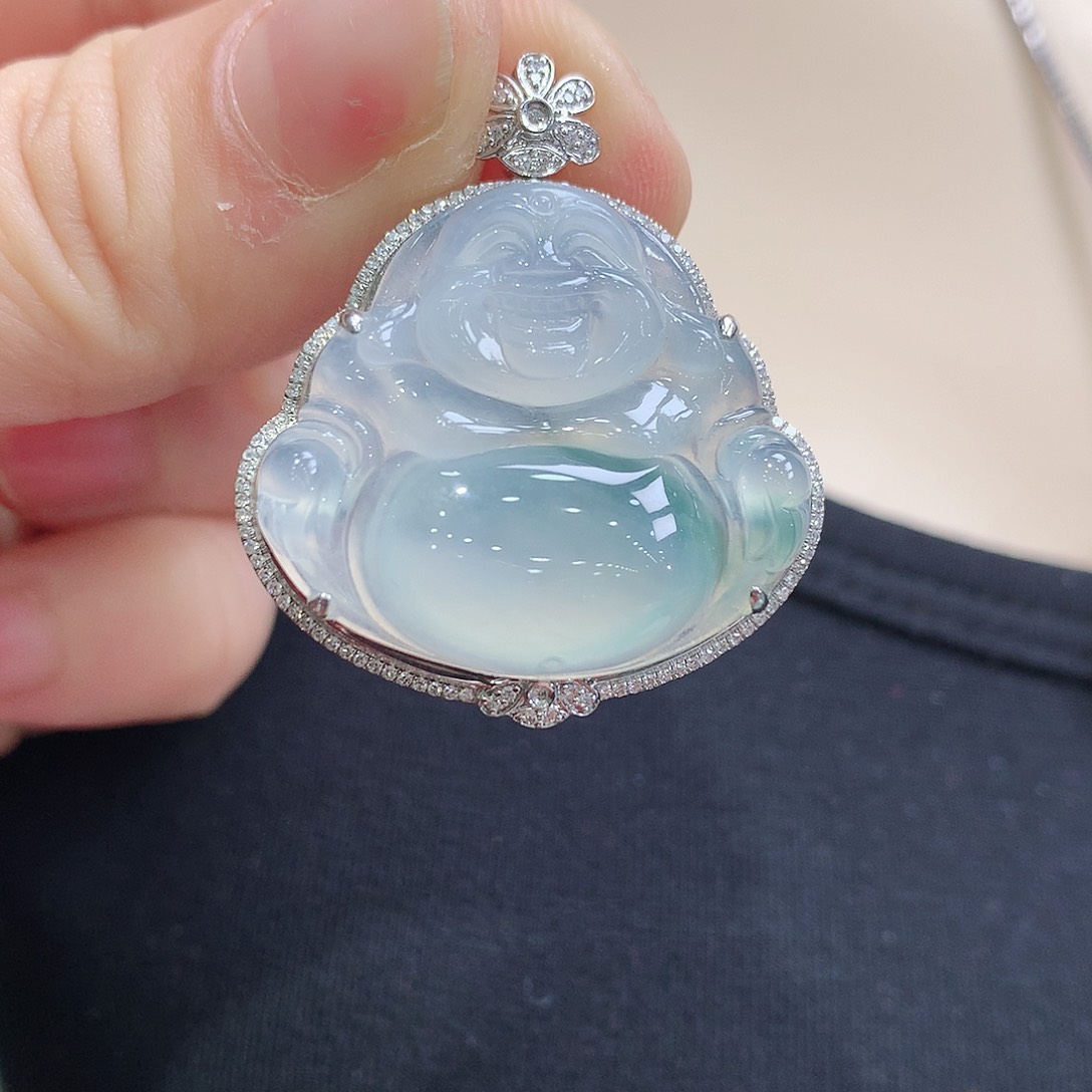 翡翠颈饰18K金镶嵌佛公