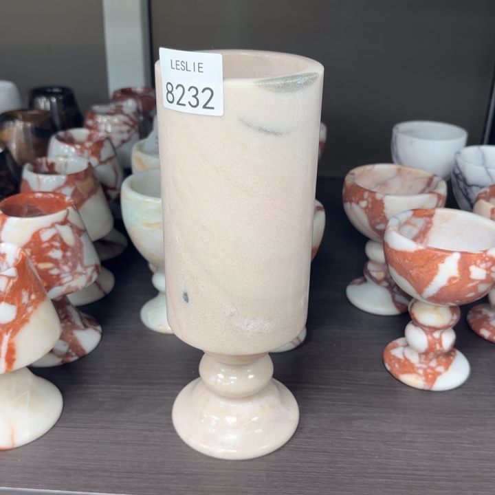 X232.                粉