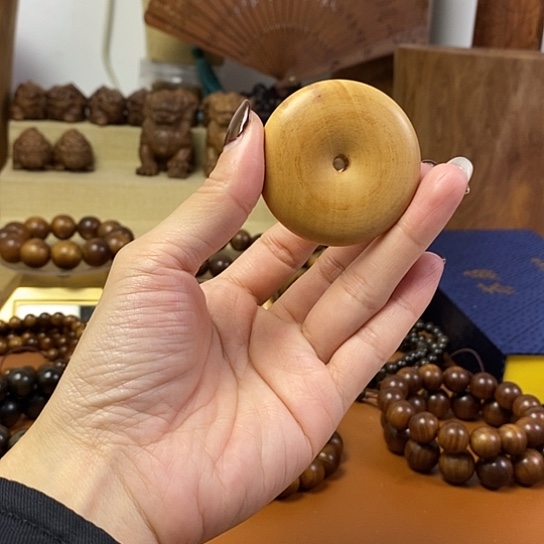 老山檀香平安扣挂件