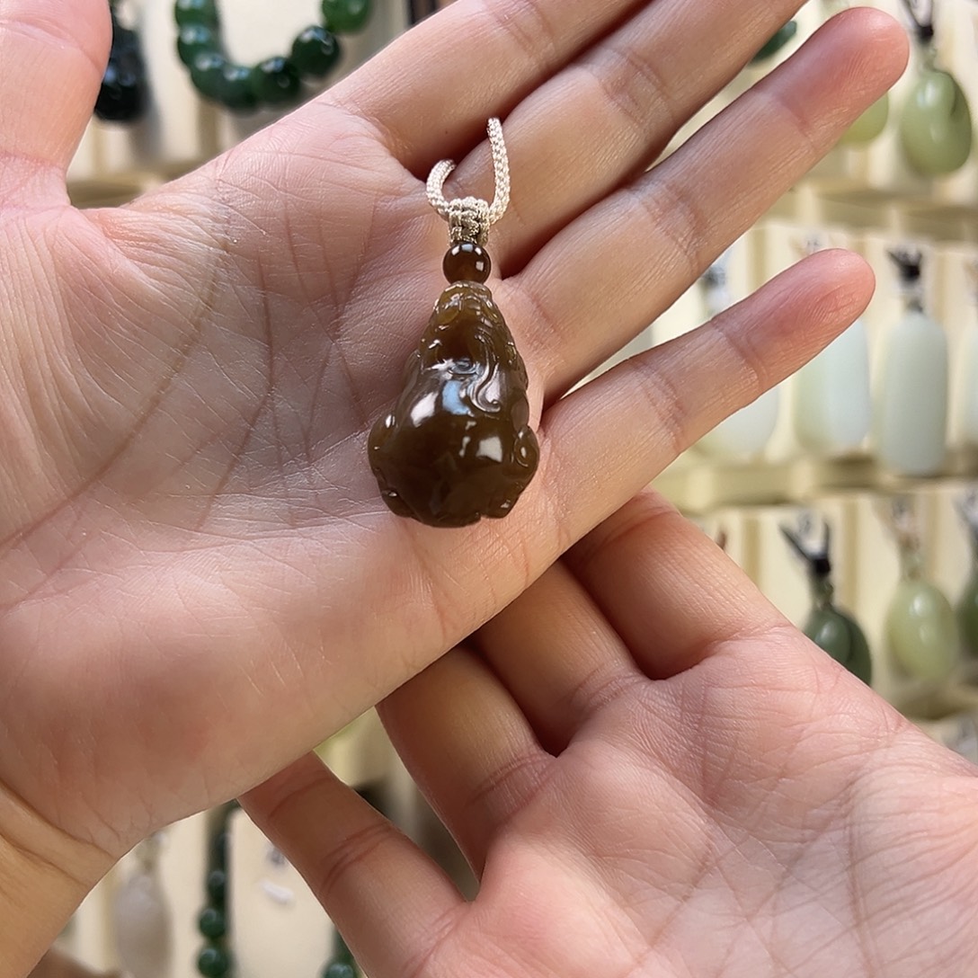 秋***来和田玉未镶嵌手机链