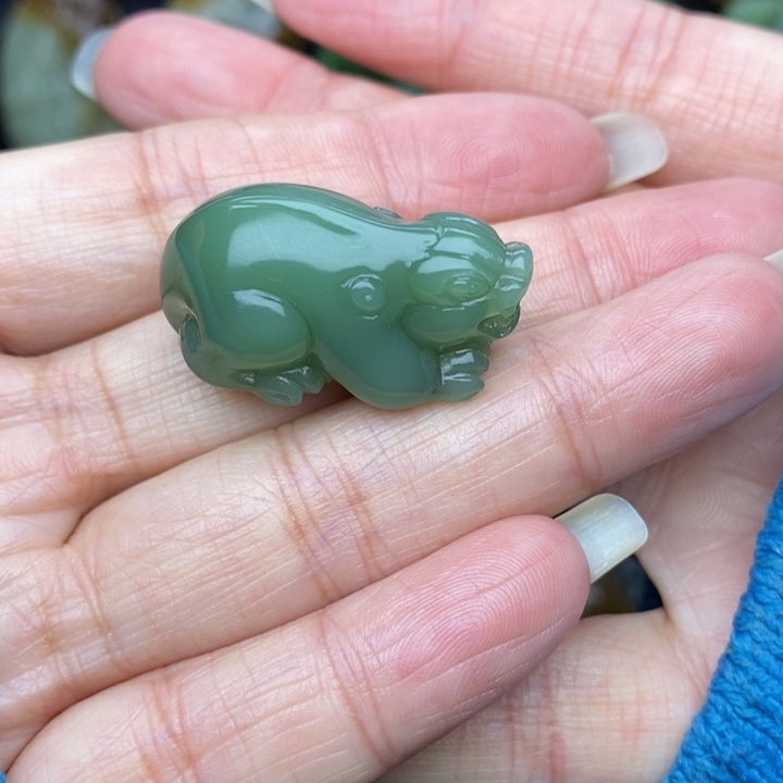 和田玉（碧玉）颈饰未镶嵌