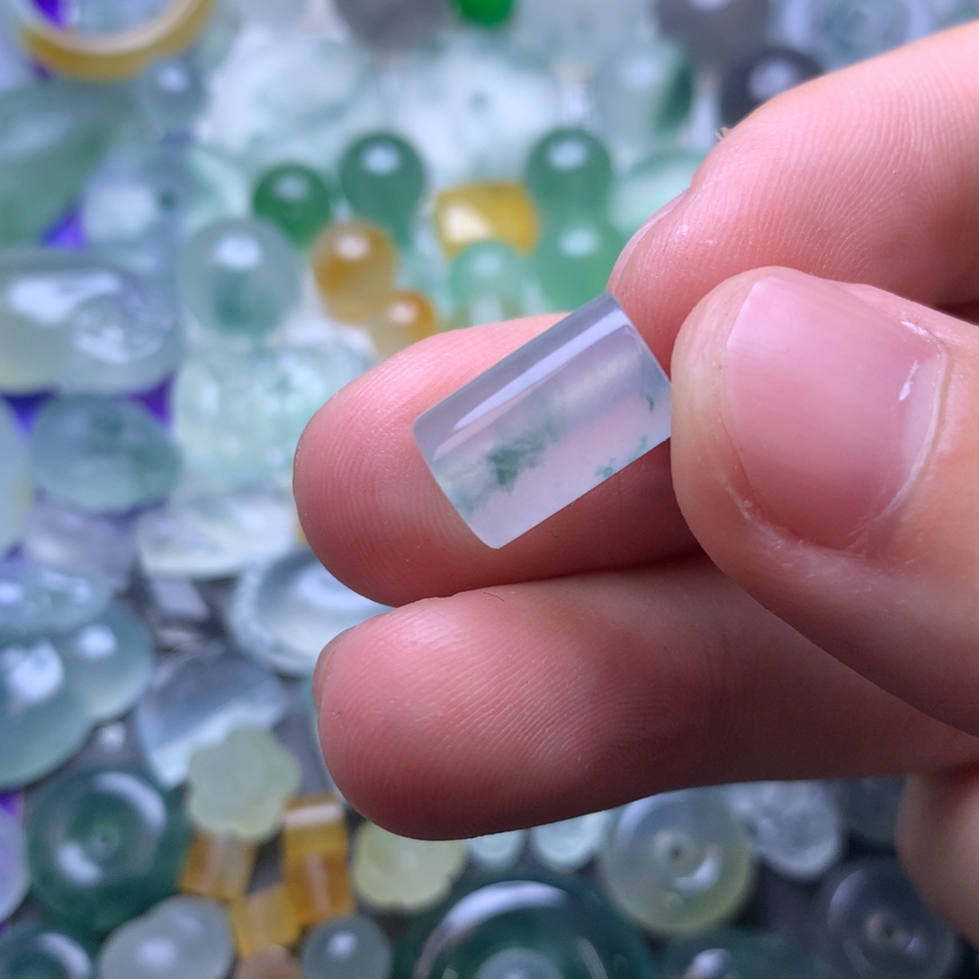 定制翡翠未镶嵌珠子