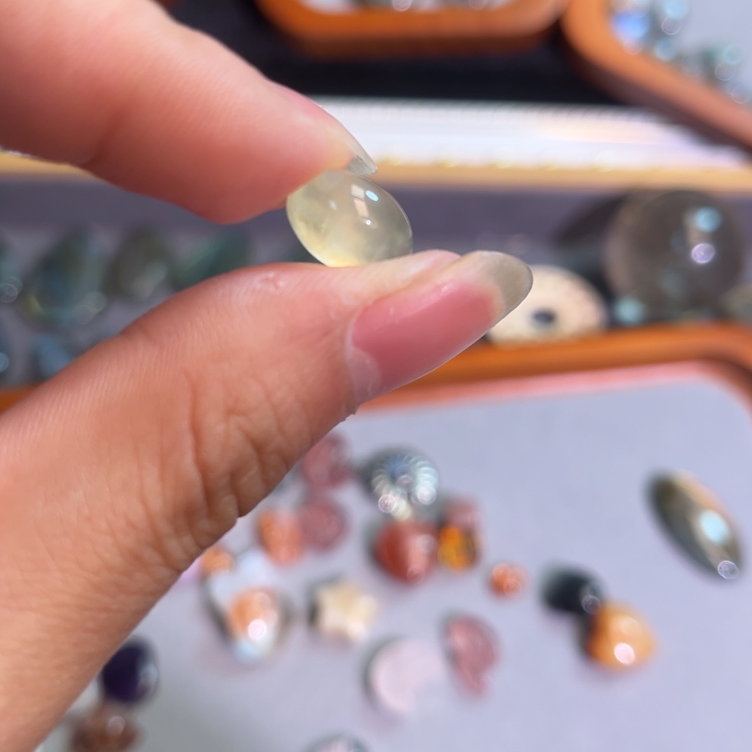 拉长石吊坠未镶嵌霄*猪