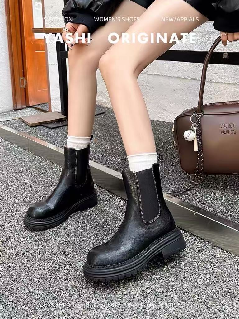 2025秋冬爆款复古切尔西厚底增高瘦瘦马丁靴 7702