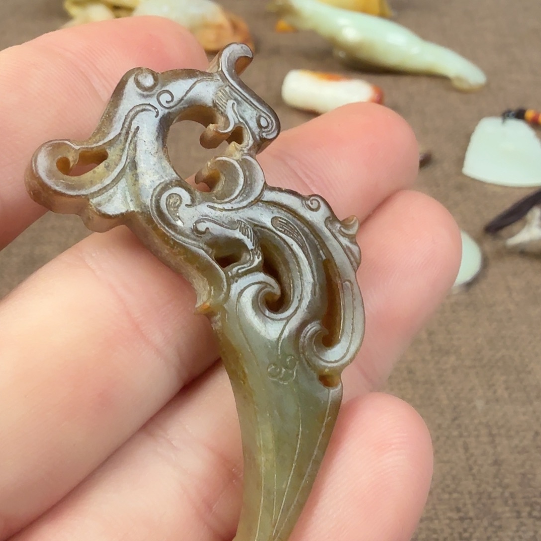 和田玉（糖玉）未镶嵌珠宝奇石