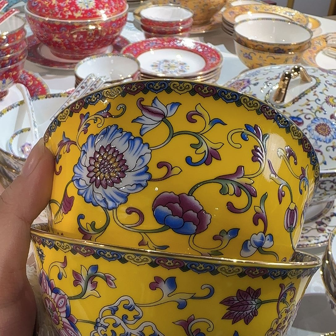 钛合金骨瓷珐琅彩工艺