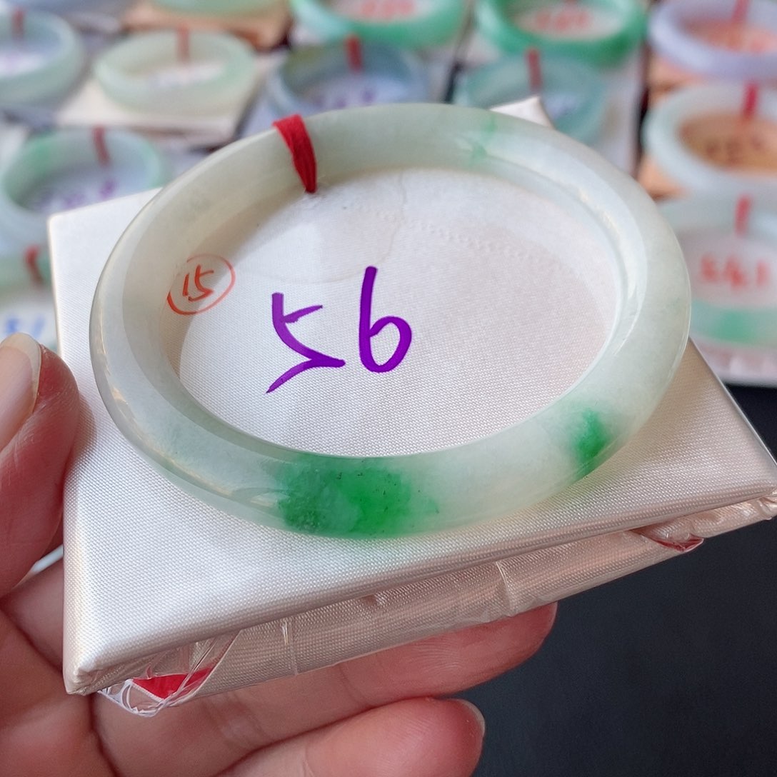 翡翠手镯未镶嵌15号链接