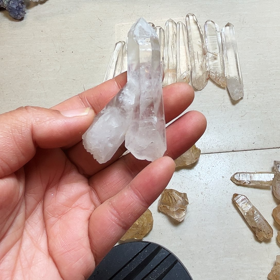 出***运未镶嵌珠宝半成品水晶