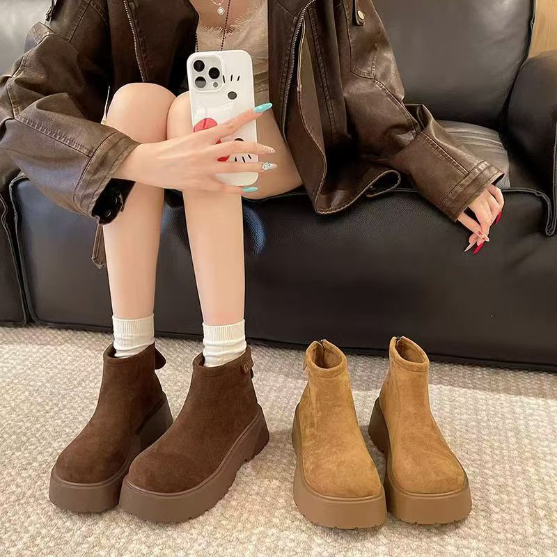 金苹果快时尚全品鞋店8206加棉高帮博肯百搭舒适