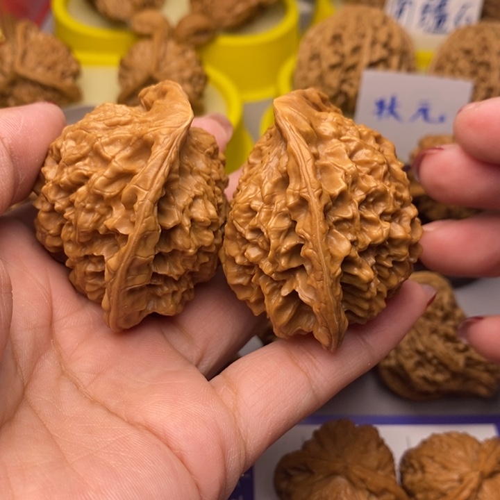 文玩核桃把件异型蛇