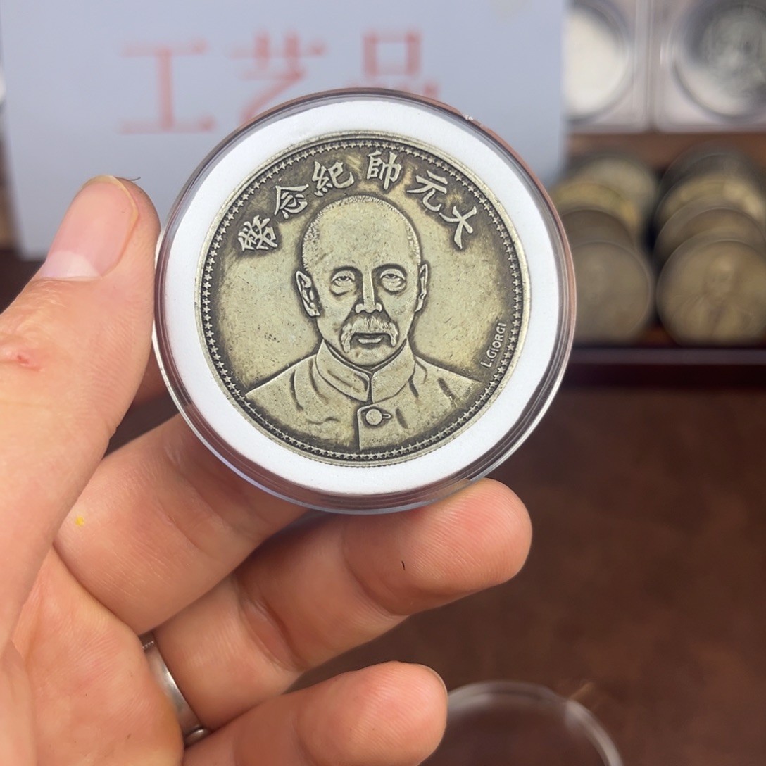 盛媛甄选复古龙大头军阀摆件