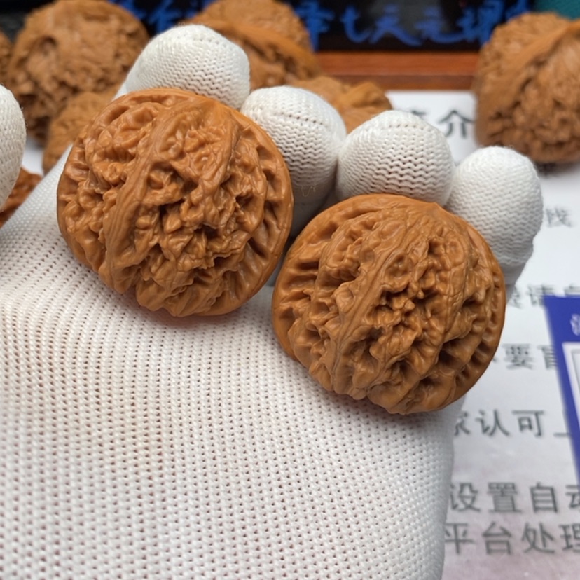 【闪购商品】吊坠文玩核桃?*扣4粗筋