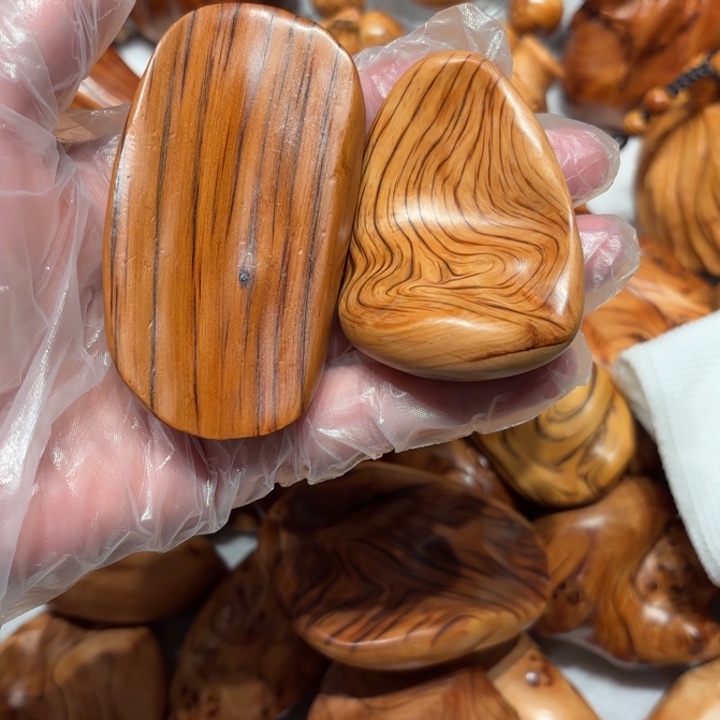 瑞***哥柏木太行崖柏手把2两