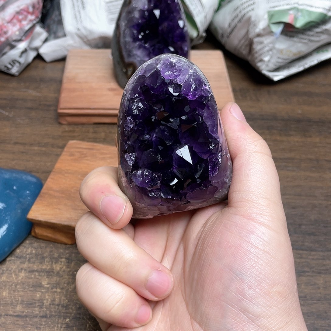 紫晶大型摆件（非配饰）未镶嵌