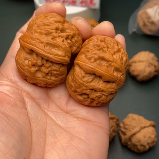 文玩核桃把件43元宝