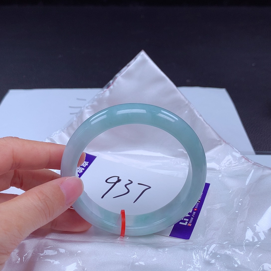 翡翠手镯未镶嵌手镯001037