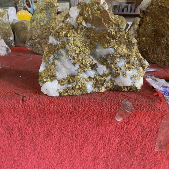 宝***隆金属来咯哦哦哦哦么