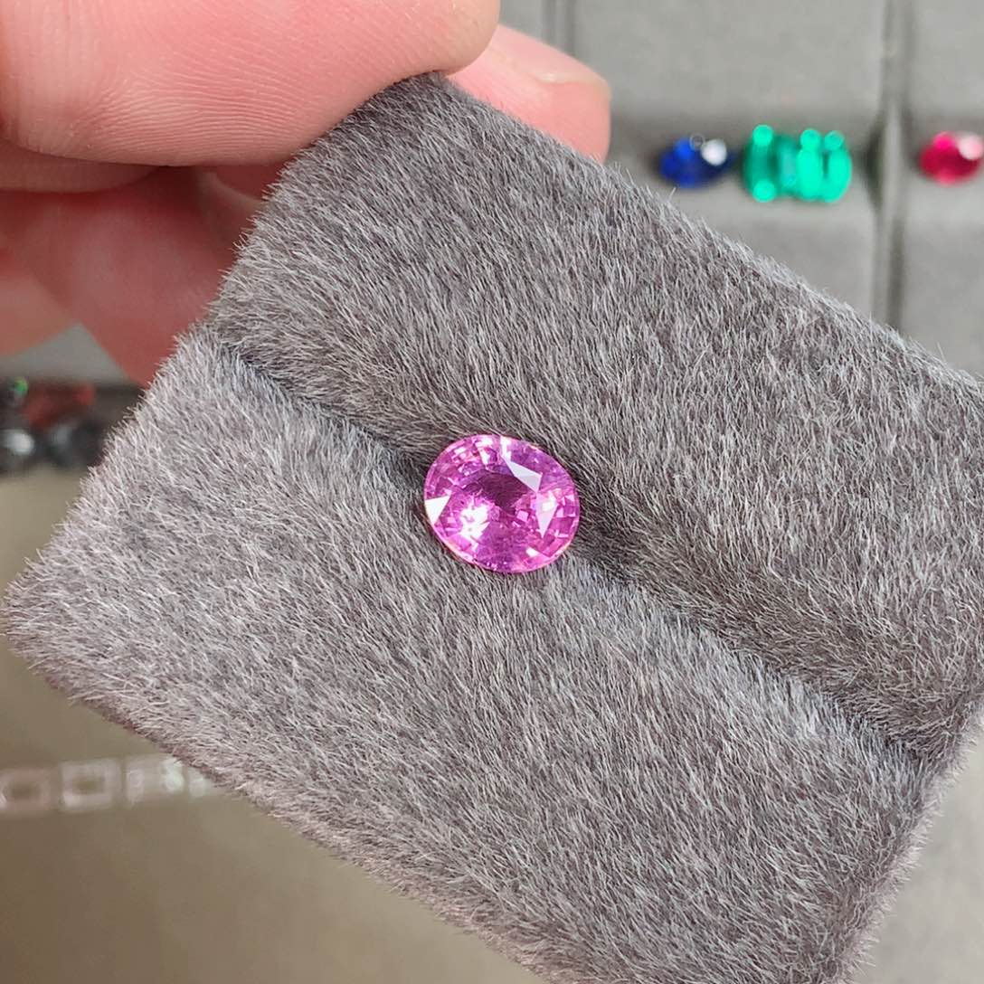 裸石未镶嵌尖晶石1.90ct 丁香紫尖晶石马亨盖